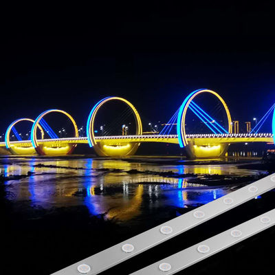 مصابيح مسار LED قابلة للبرمجة لتزيين العيد في الخارج