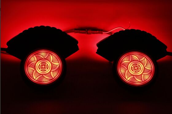 مبيعات مباشرة من المصنع ضوء المعرض عالي الجودة 50 ملم DC24V IP67 RGBW ضوء نقطة مدعوم